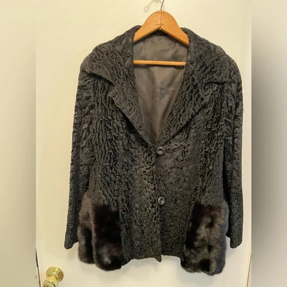 Vintage Black Brocade with Mink trim. Medium - Picture 1 of 8